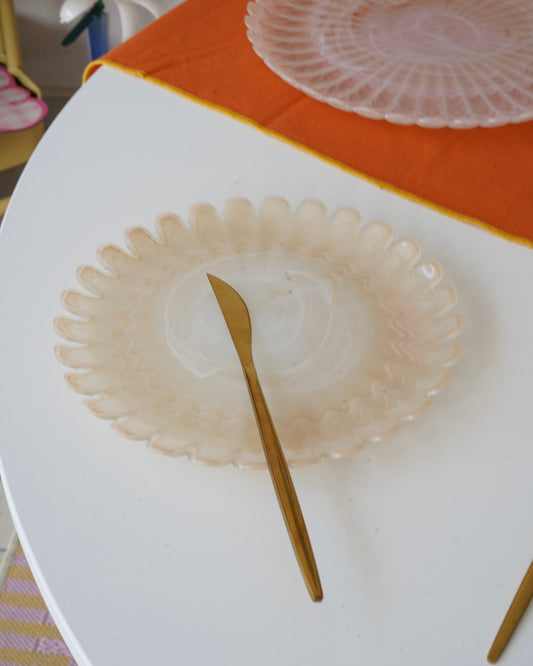 tırtıklı kahverengili pasta tabağı 6 adet