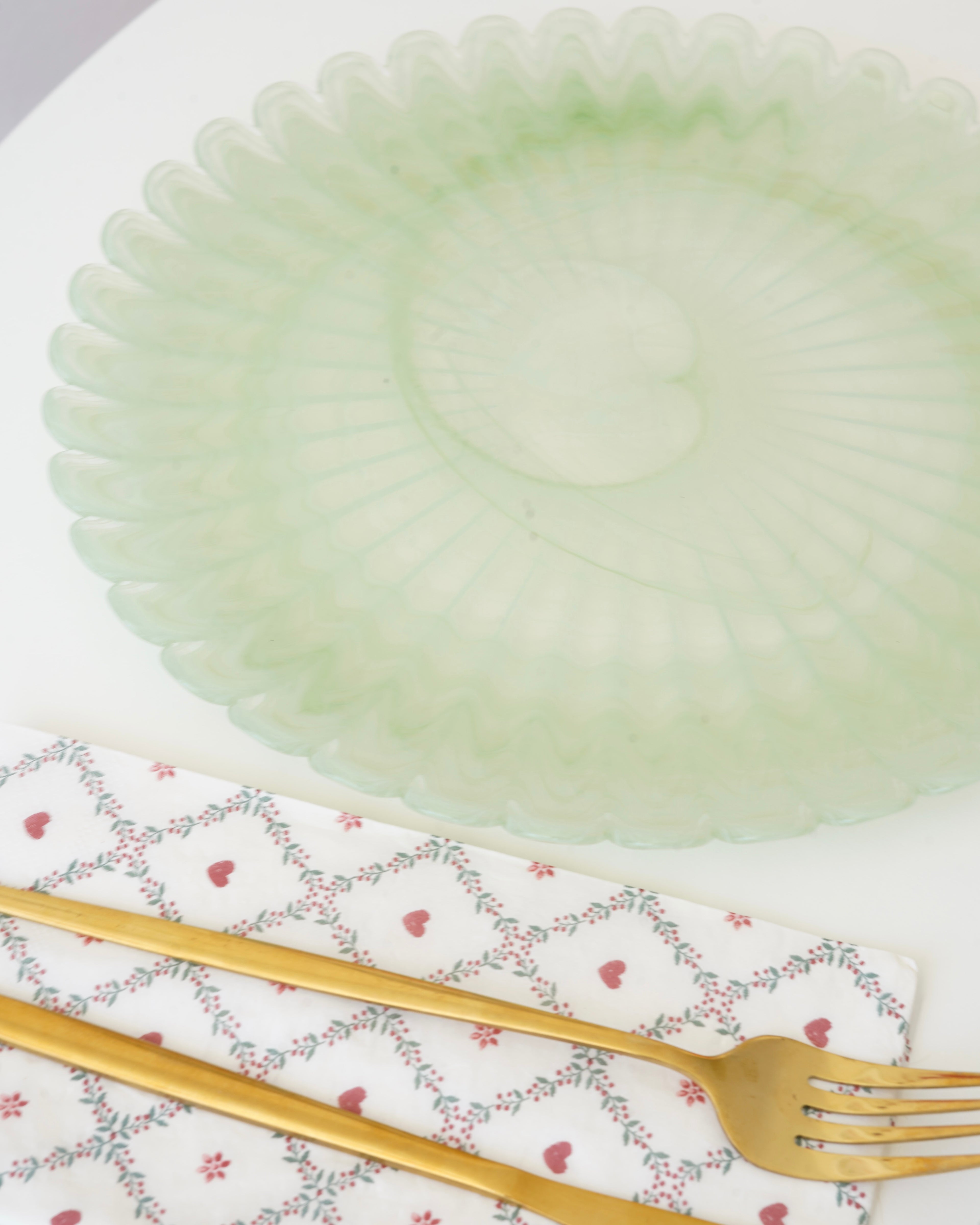 fıstık yeşili tırtıklı 28 cm tabak 6 kişilik
