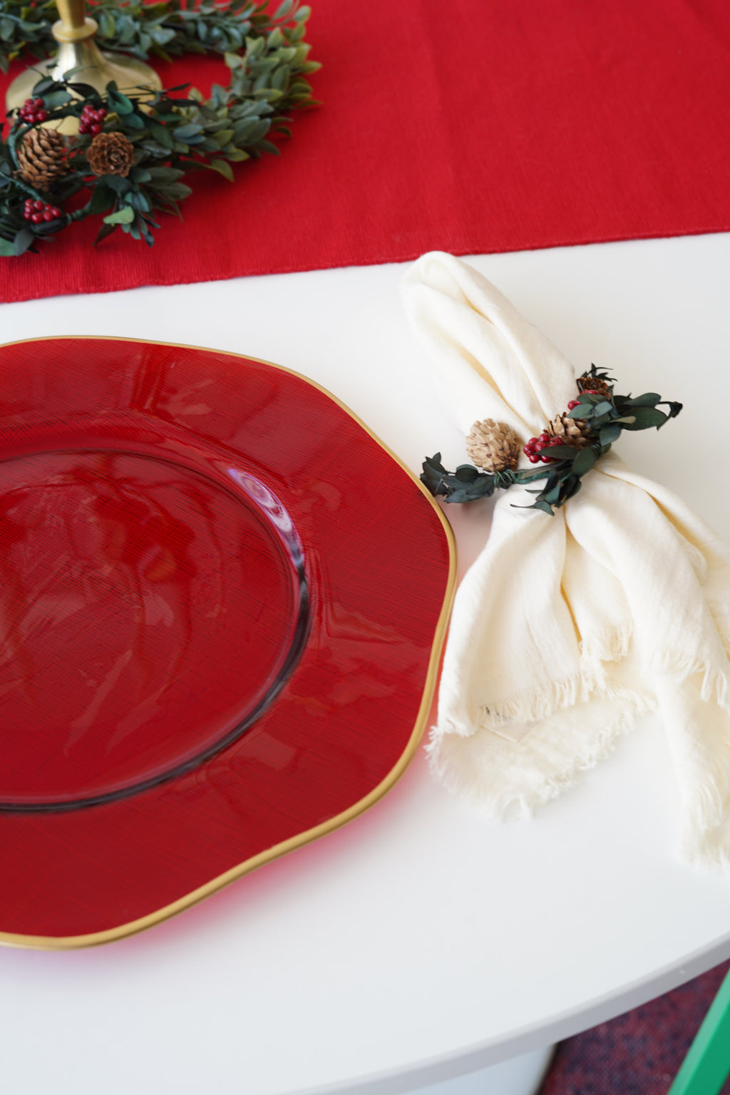 gold detaylı kıvrımlı kırmızı  tabak 6 kişilik + meyvelik