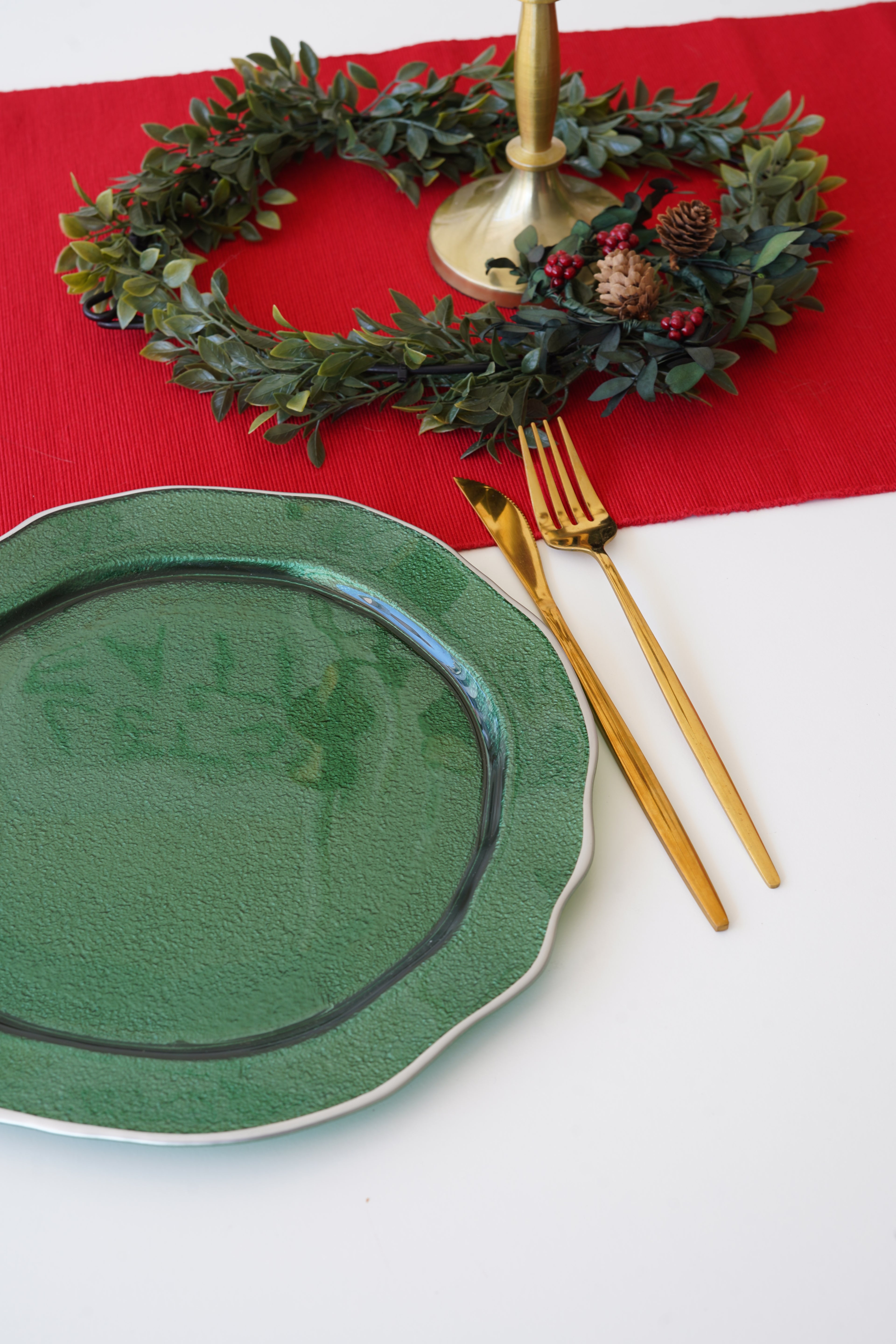 gri detaylı yeşil servis tabağın 6 kişilik