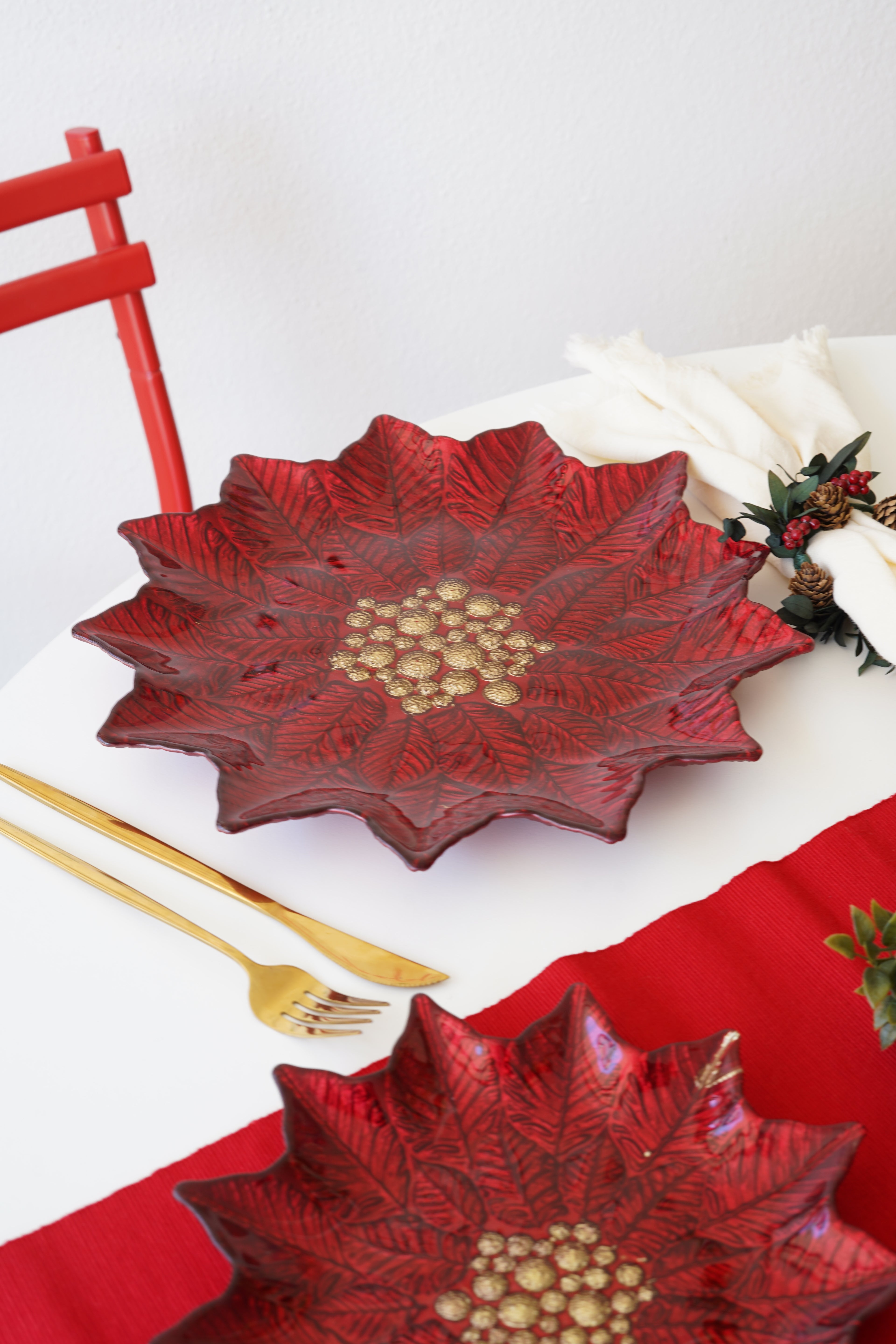 Kırmızı Atatürk çiçeği Takım 6 kişilik 12 parça