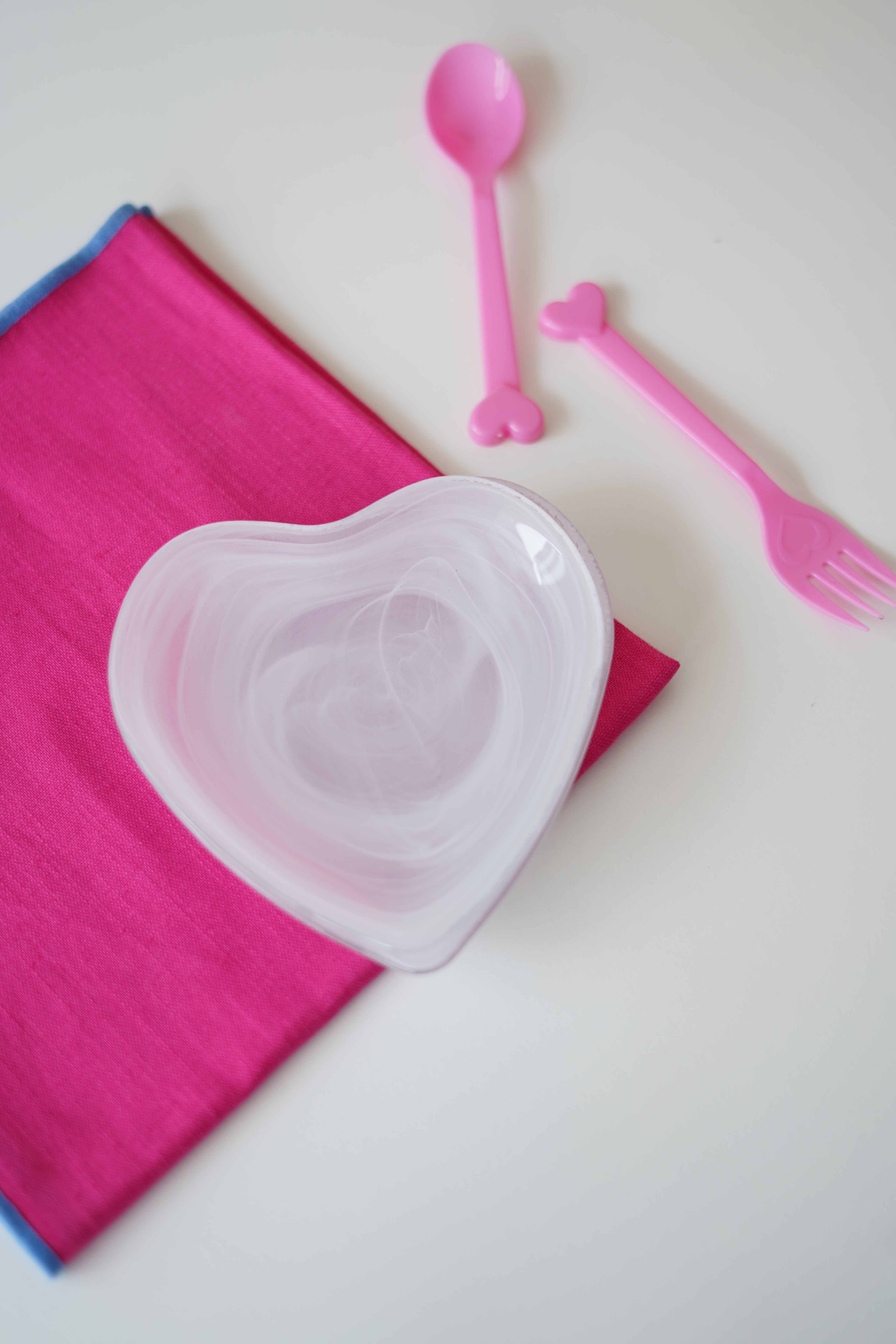 beyaz mini kalpli tabak 2 adet