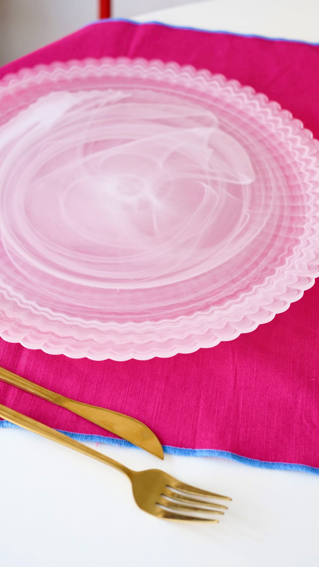 beyaz kenarı minik tırtıklı 33 cm tabak 6 adet