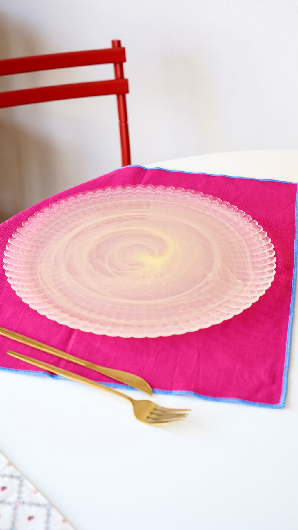 sarı kenarı tırtıklı 33 cm tabak 4 kişilik
