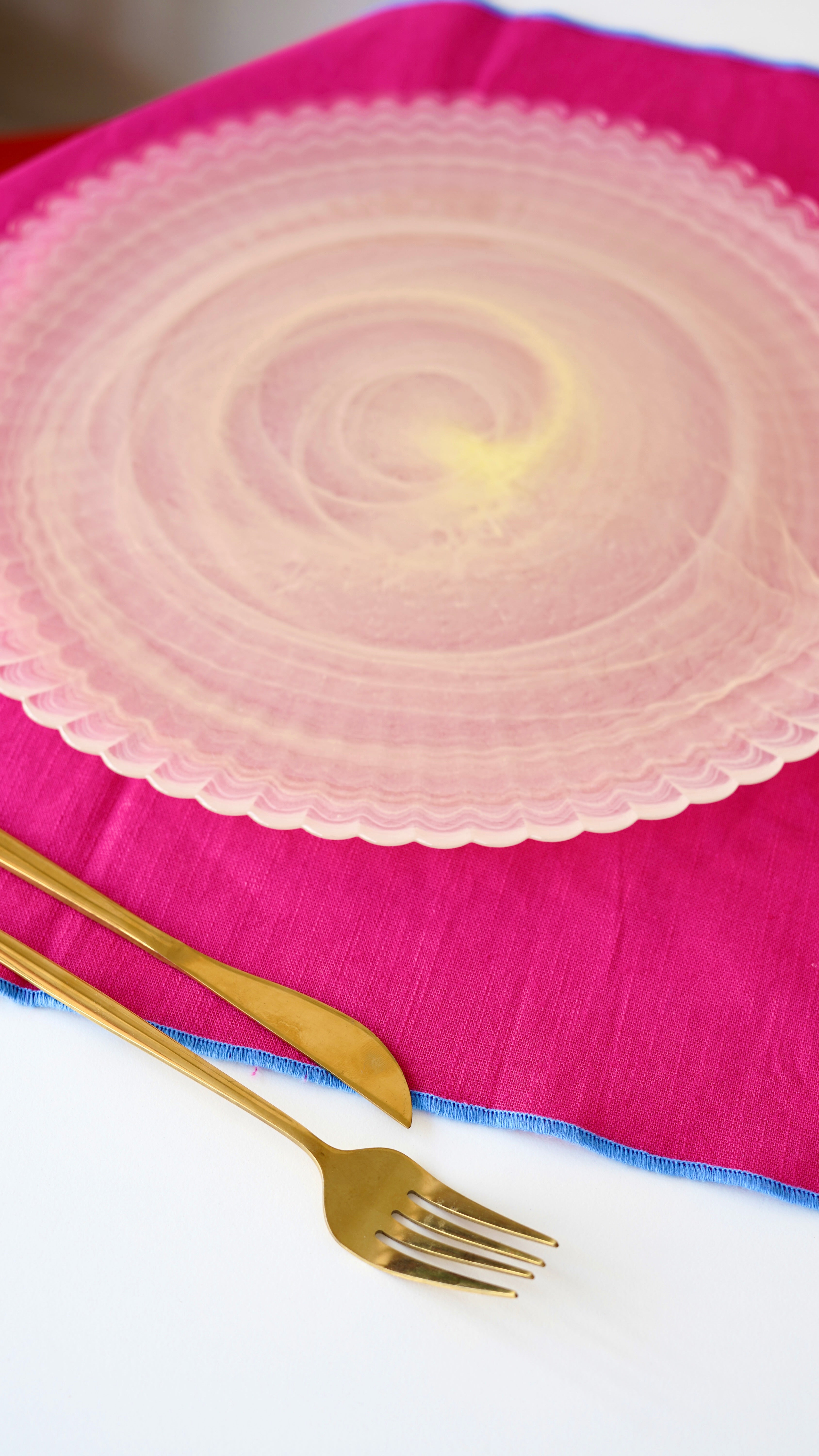 sarı kenarı tırtıklı 33 cm tabak 4 kişilik
