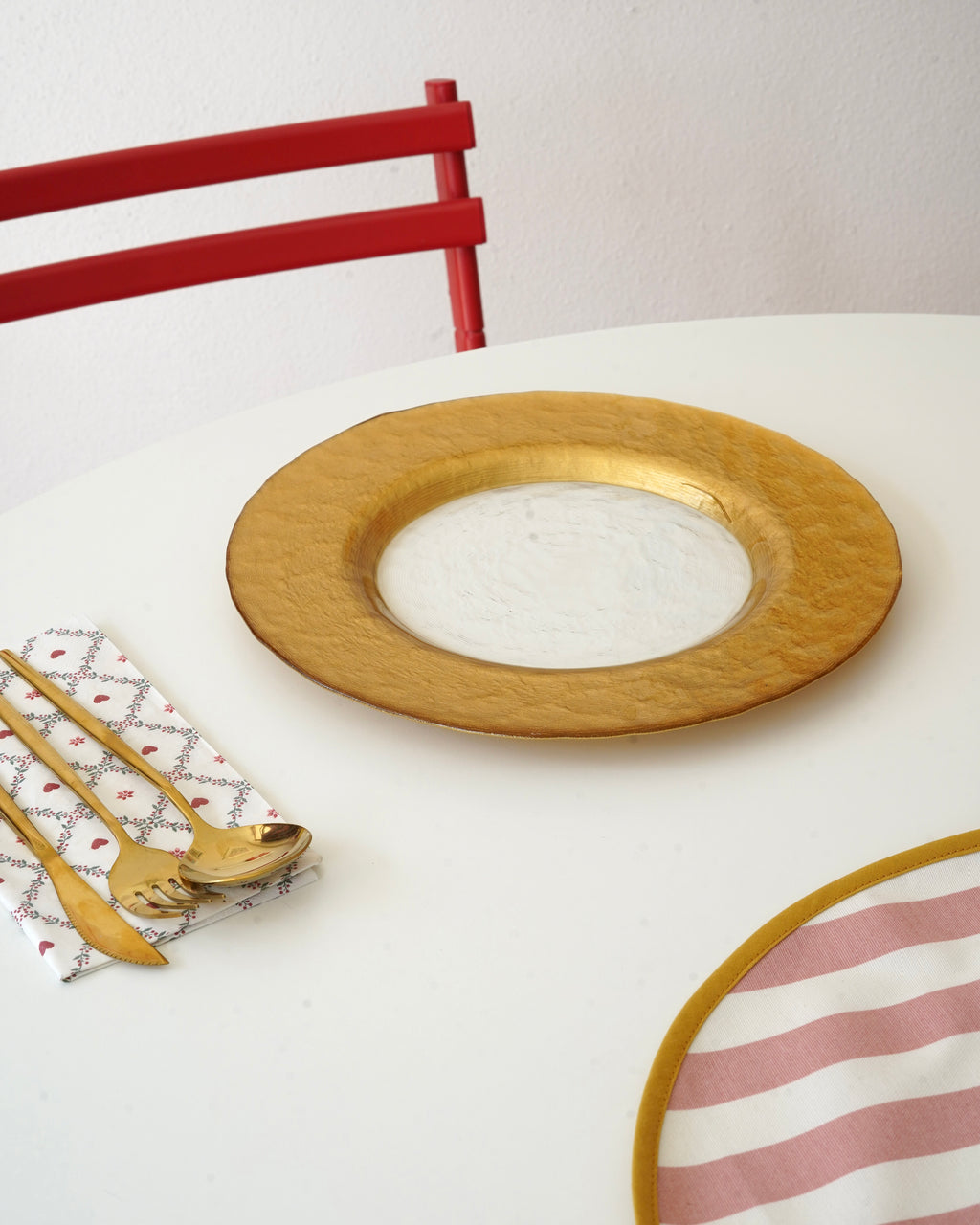 gold ortası şeffaf 28 cm tabak