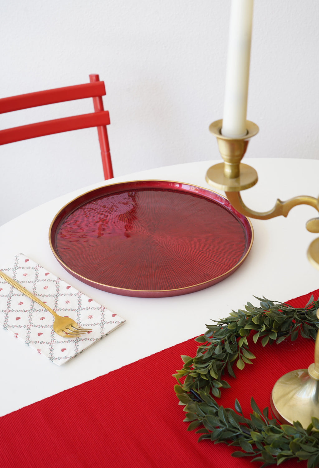 kenarı dik gold detaylı kırmızı 25 cm tabak 6 adet