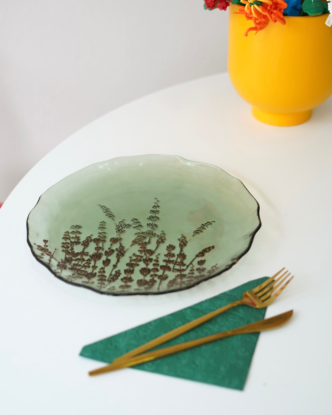 yeşil dal detaylı 6 kişilik servis tabağı