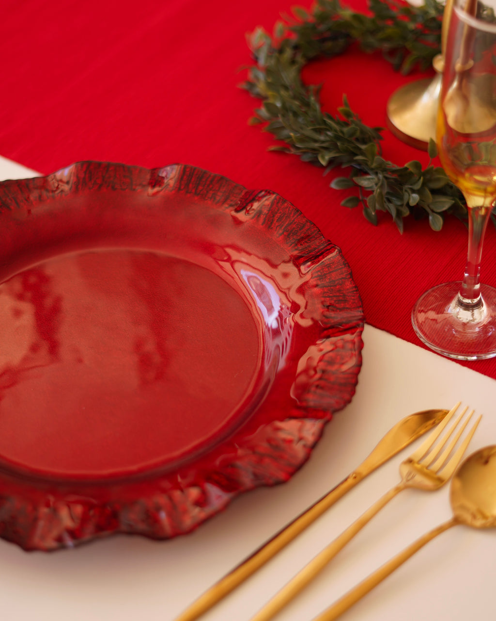 Kırmızı Kenarları dalgalı supla 6 kişilik